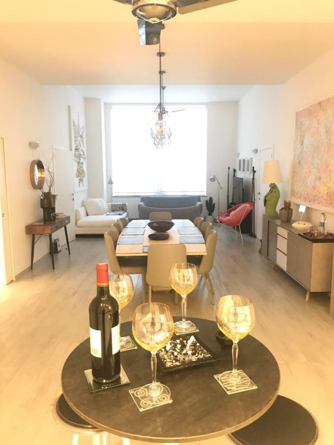 Aparthotel Les lofts de Styliste à Saint-Gilles Extérieur photo