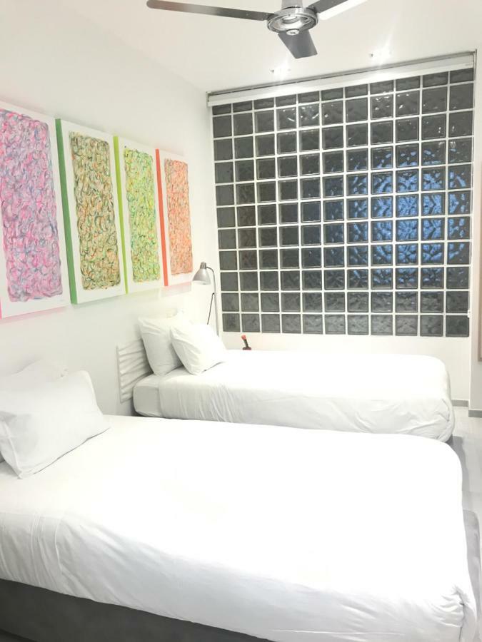 Aparthotel Les lofts de Styliste à Saint-Gilles Extérieur photo